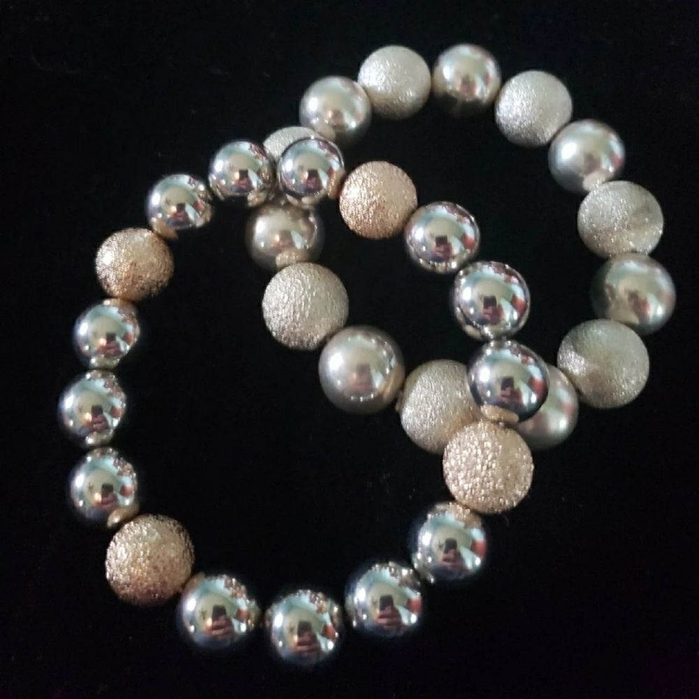 ‎Bracelets